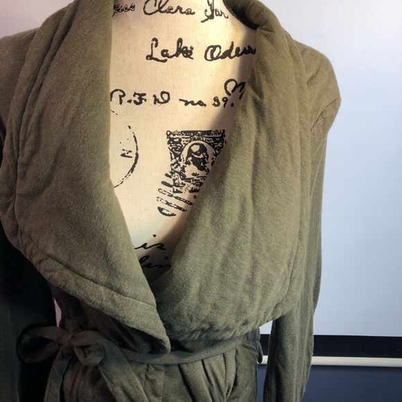 BCBG MAX AZRIA | Tie waist belted fitted jacket. Sz S - Picture 5 of 9